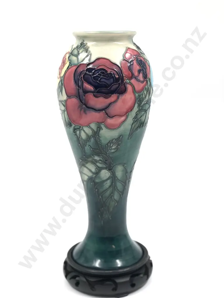 Moorcroft Vase Image 1++