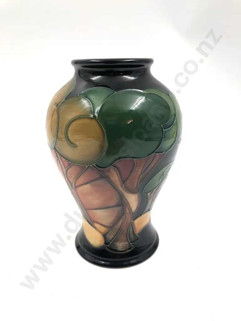 Moorcroft Vase Image 1++