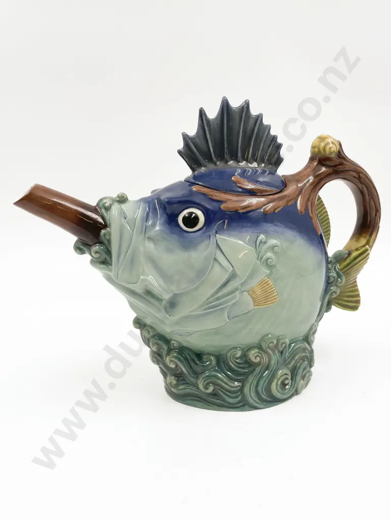 Minton Archive Collection "Fish" Teapot Image 1++