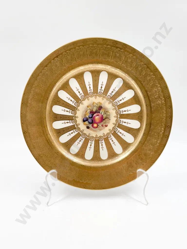 Aynsley Gilt and Fruit Decorated Plate Image 1++