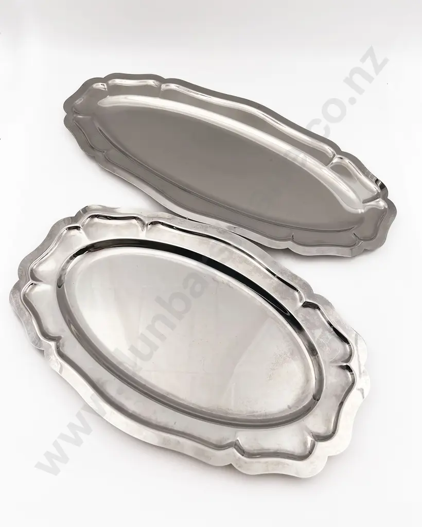 Two Graduated Stainless Steel Ashet Trays Image 1++
