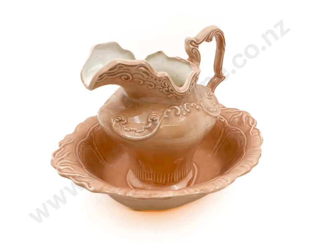Victorian Style Jug and Basin Image 1++