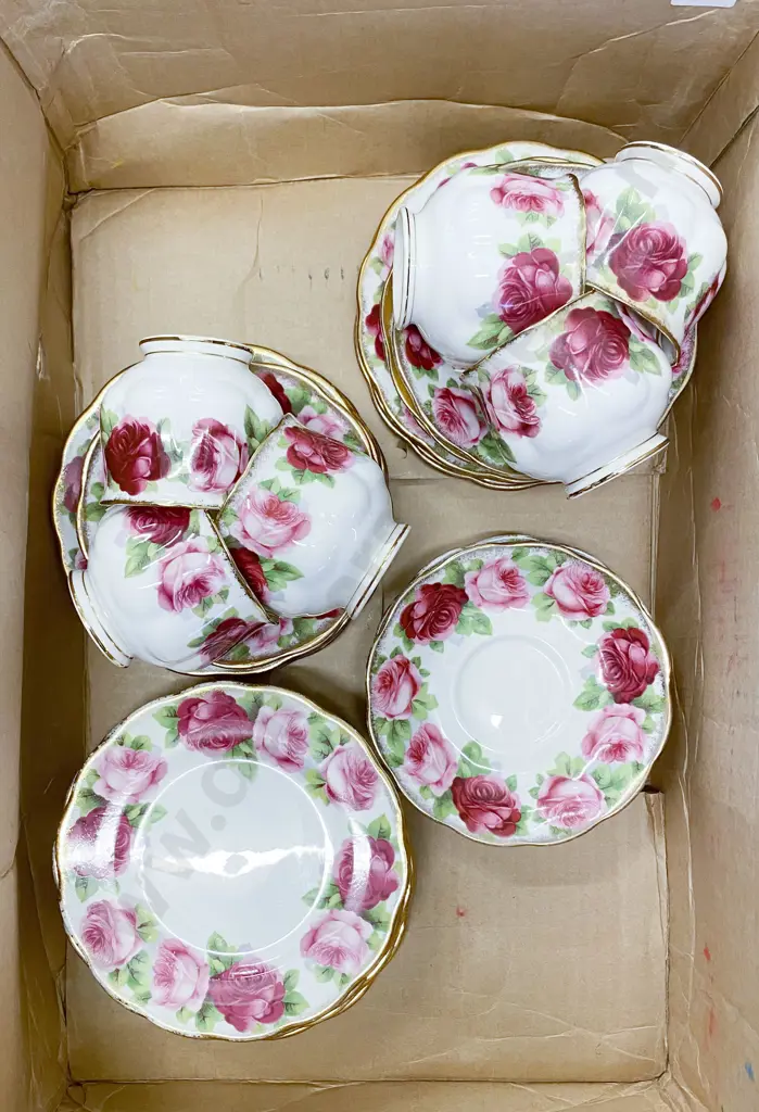 Quantity of Royal Albert "Old English Rose" Image 1++