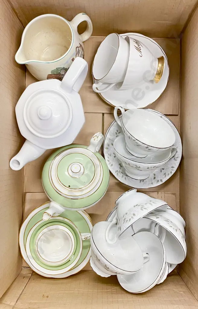 Box of Assorted Fancy Tea China Image 1++