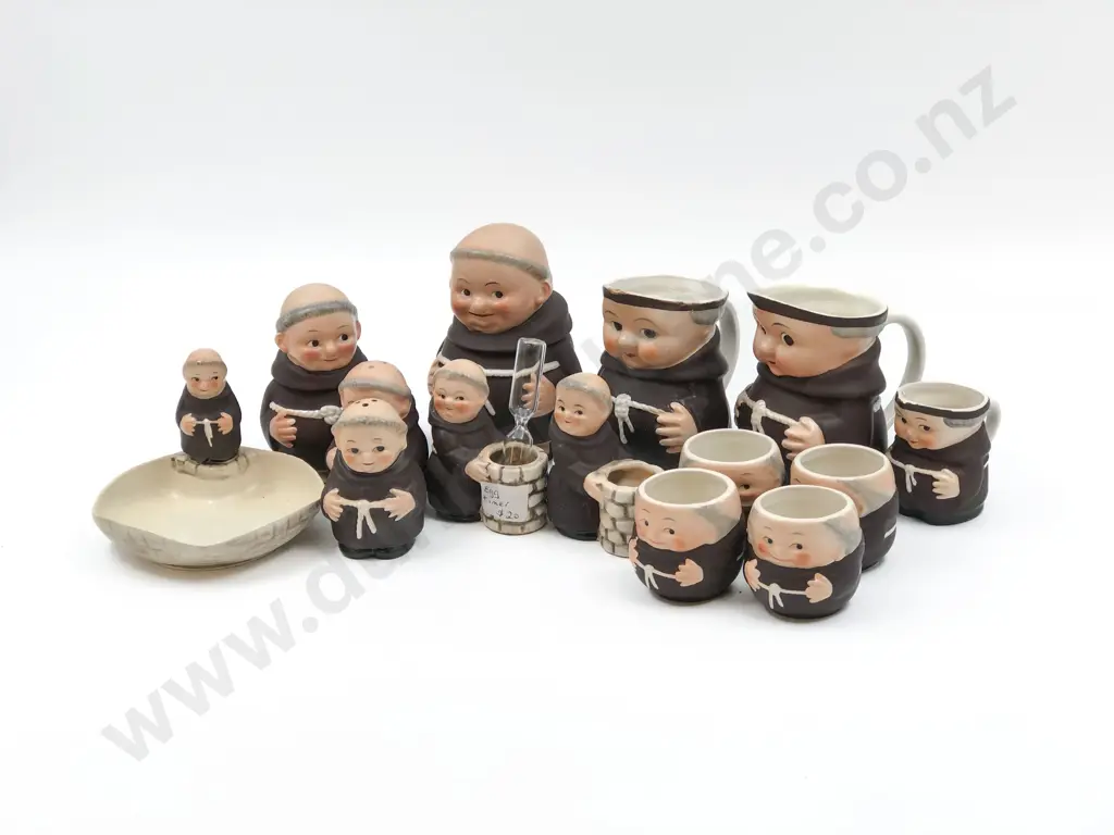 Qty of Assorted Hummel "Friar Tuck" China Ornaments (Faults) (14) Image 1++