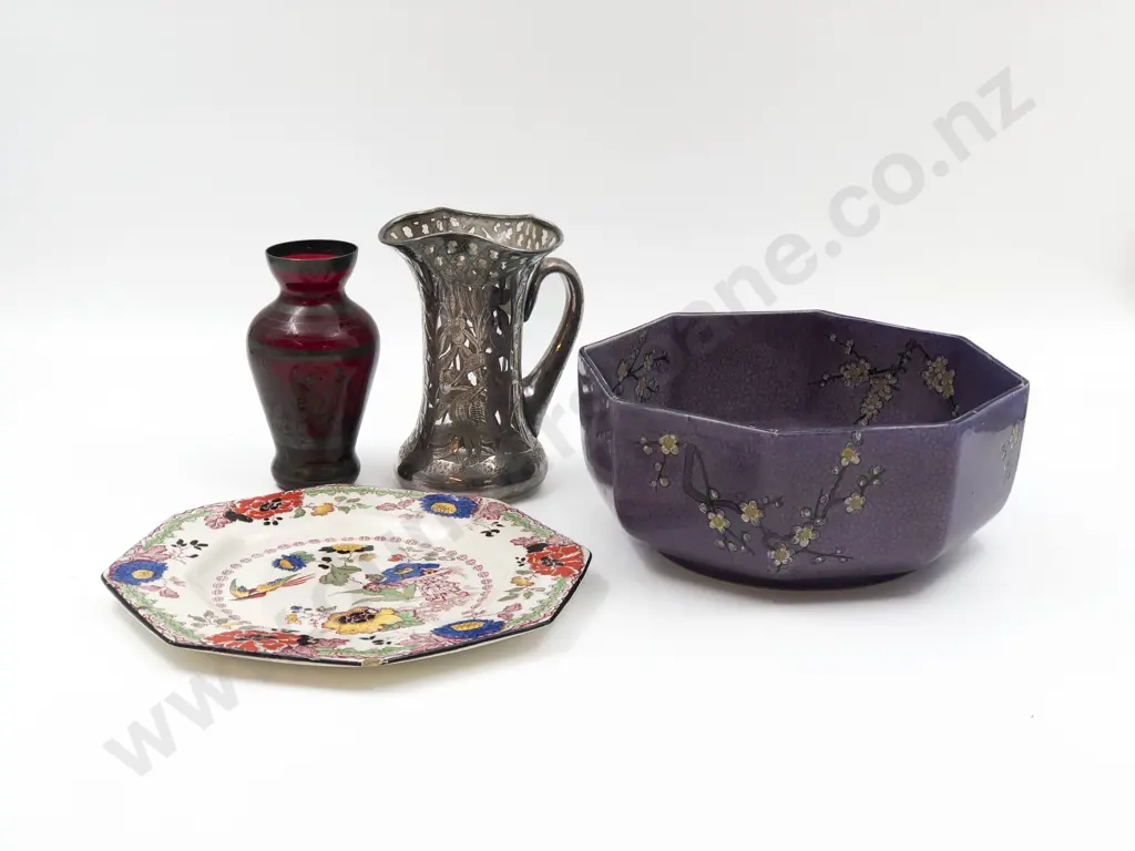 Small Qty of Assorted Including Octagonal Bowl and Cranberry Glass Vase Image 1++