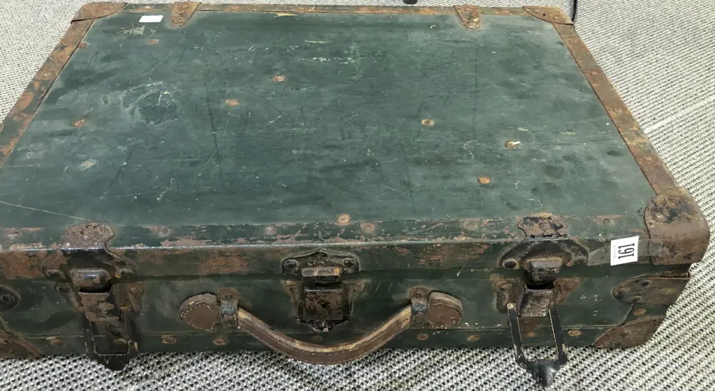 Vintage Dentist Drill in Case Image 1++