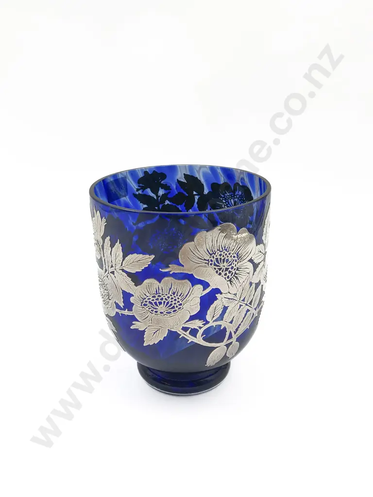 Laugharne Glass Vase Image 1++