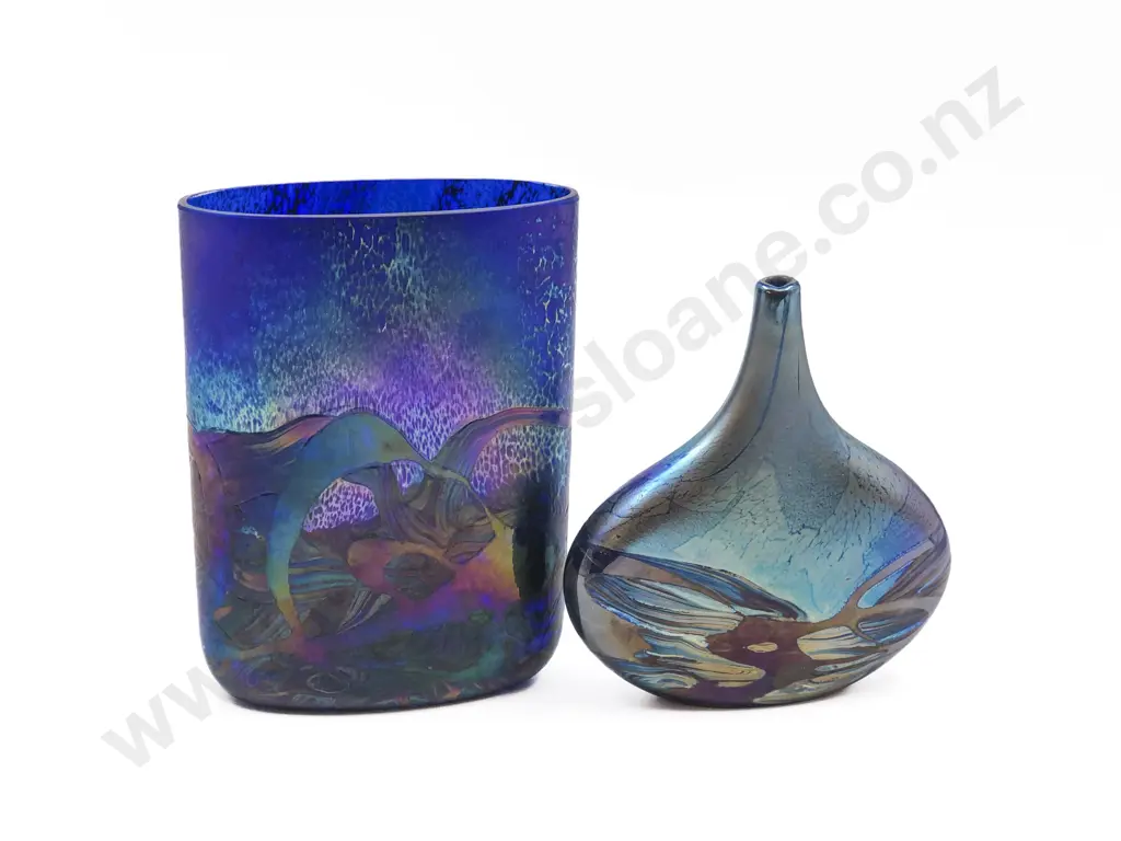 Two Isle of Wight Glass Vases Image 1++