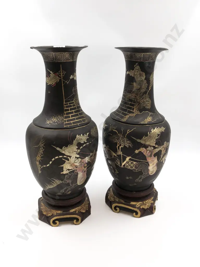 Pair of Lacquered Vases (Faults) Image 1++