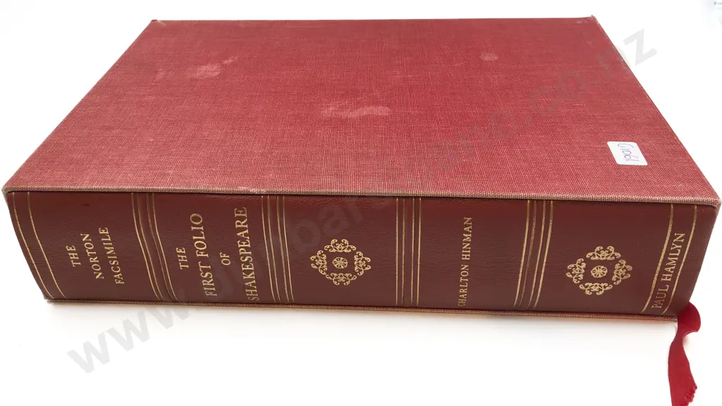 The Norton Facsimile First Folio of Shakespeare Image 1++