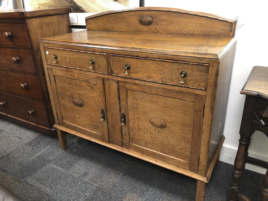 Two Door and Two Drawer Oak Sideboard (Minor Faults) Image 1++