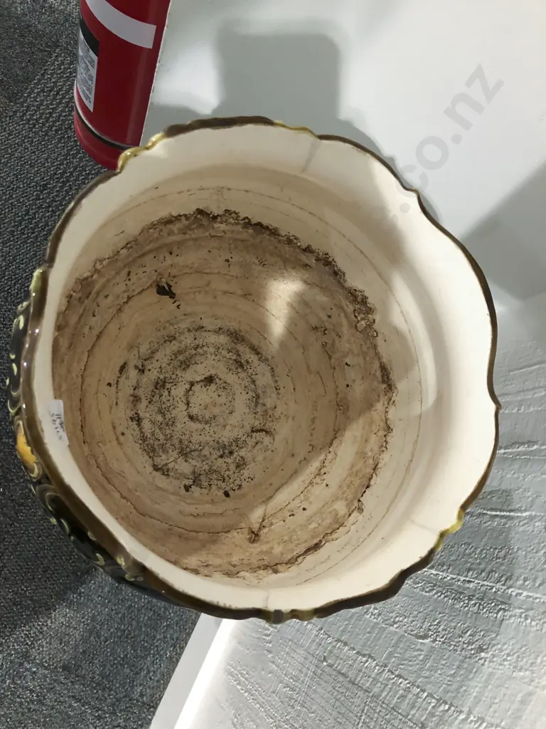 Ceramic Jardinière Stand (Faults) Image 1++