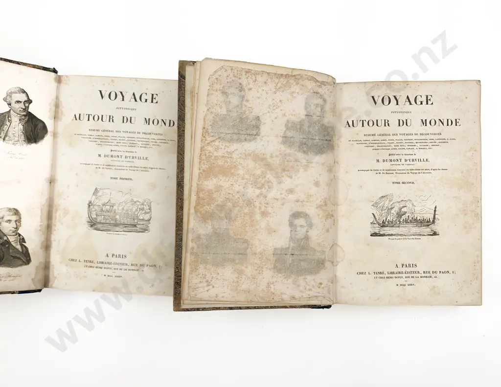 D'urville Dumont - Voyage Pittoresque Autour Du Monde (2 Volumes) Image 1++