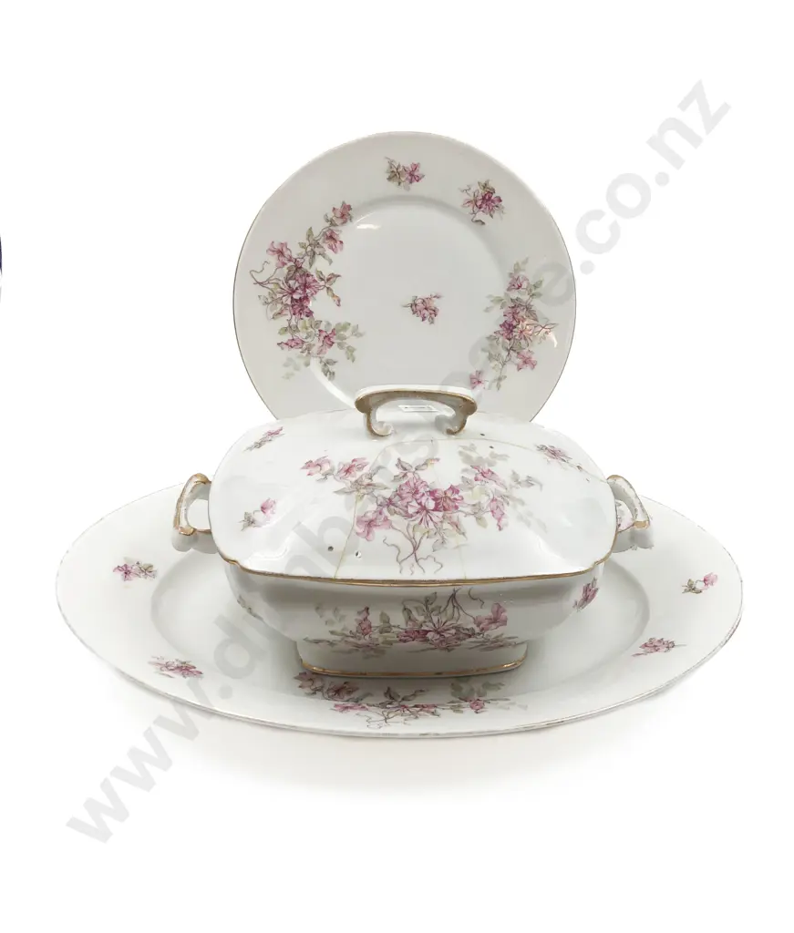 Limoges Floral Part Dinner Set Image 1++