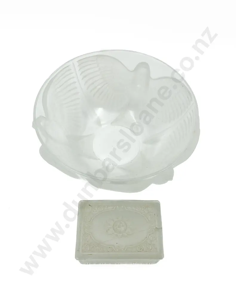 Decorative Glass Bowl and Trinket Box Image 1++