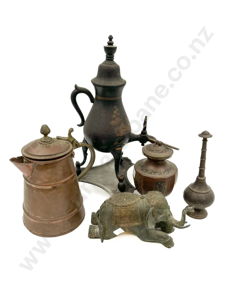 Small Lot of Assorted Vintage Metal Ware and Elephant Ornament Image 1++