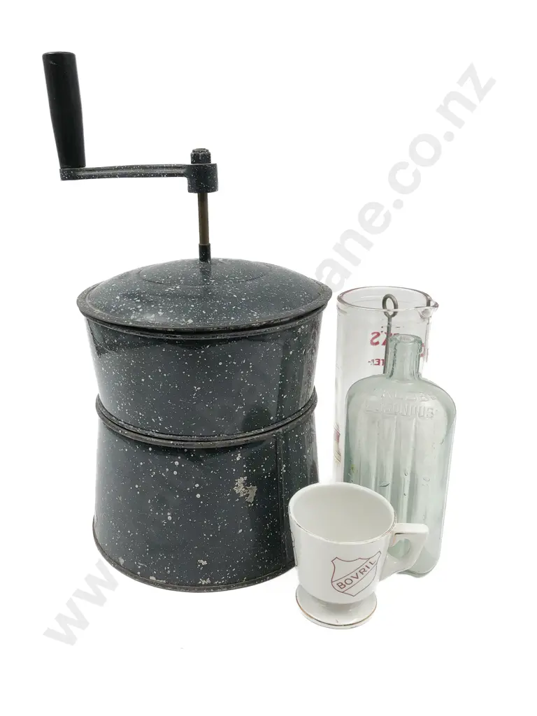 Small Quantity of Vintage Incl. French Flower Sieve Image 1++