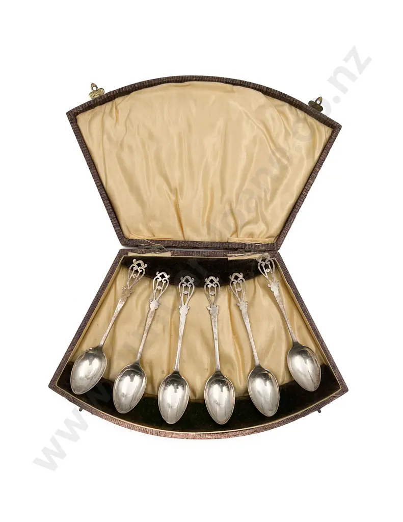 Cased Set of Six S/S Teaspoons Image 1++