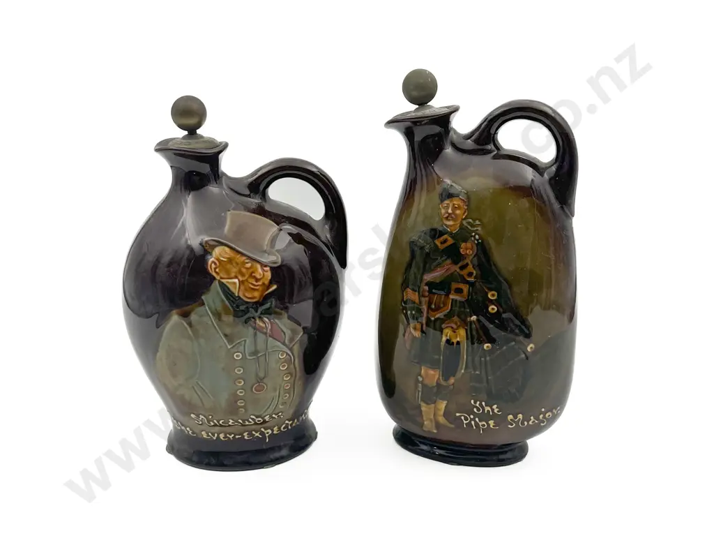 Two RD Dewars Whiskey Kingsware Decanters Image 1++