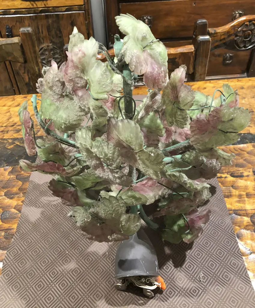 Group of Murano Glass Grape and Vine Form Light Fittings (AF) Image 1++