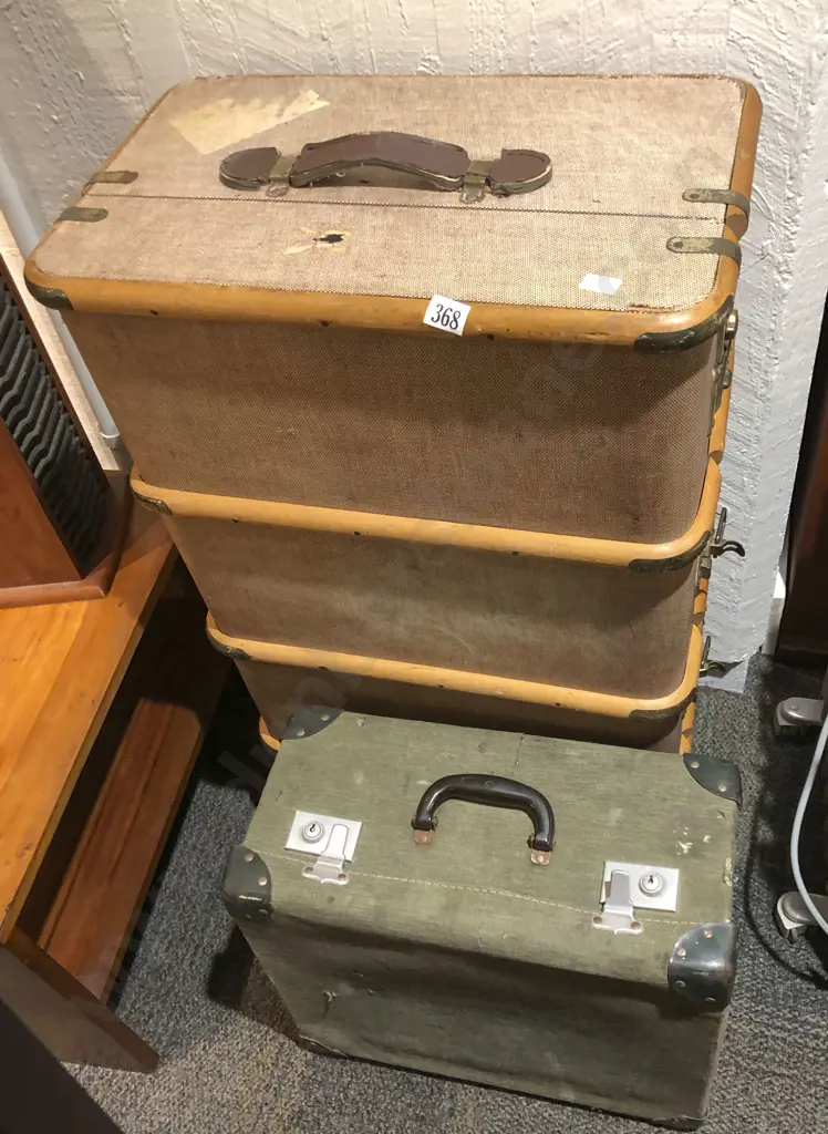 Vintage Cabin Trunk Together with Travel Case Image 1++