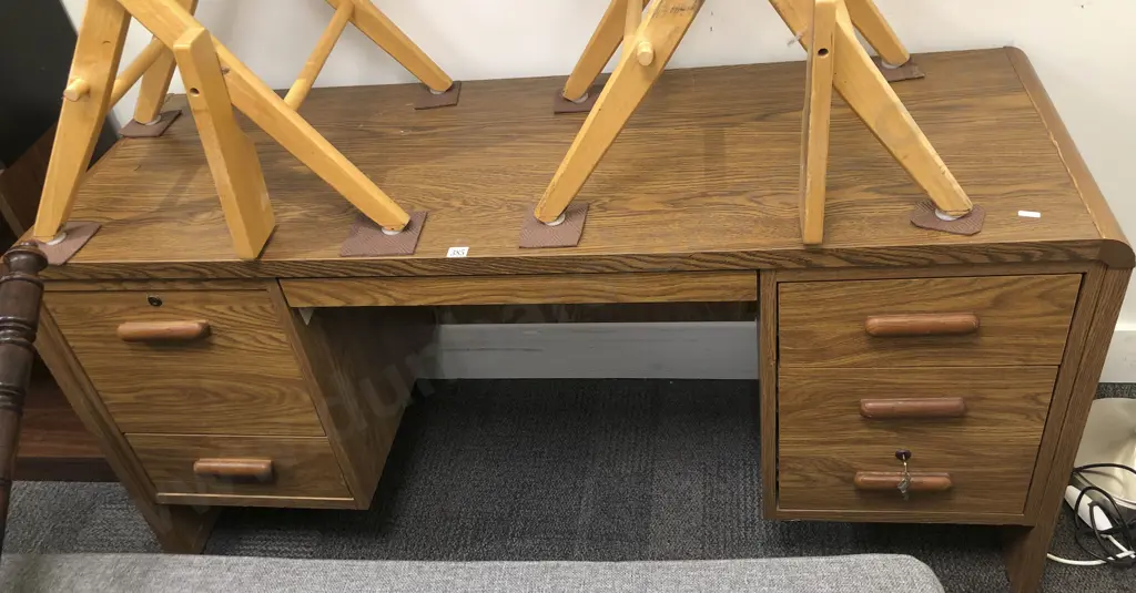 Modern Knee Whole Office Desk Image 1++