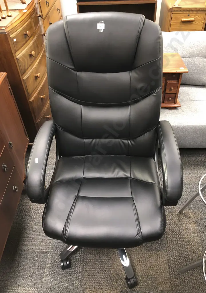 Modern Office Chair Image 1++