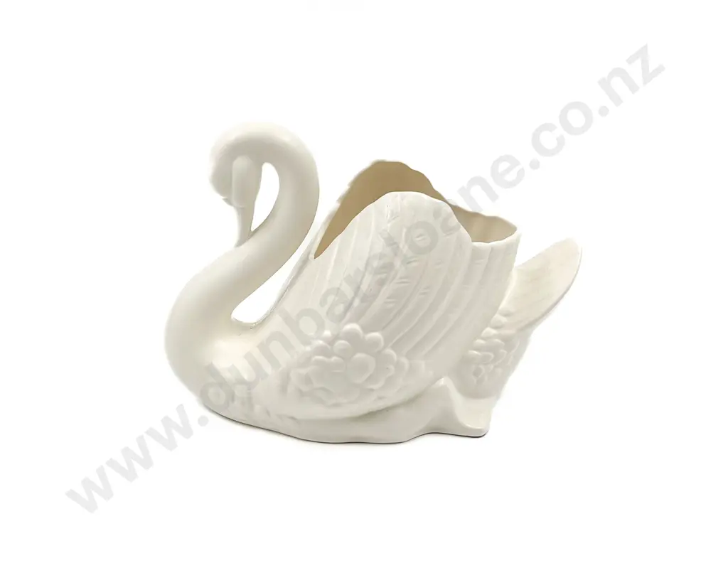 A Large Crown Lynn Swan Image 1++