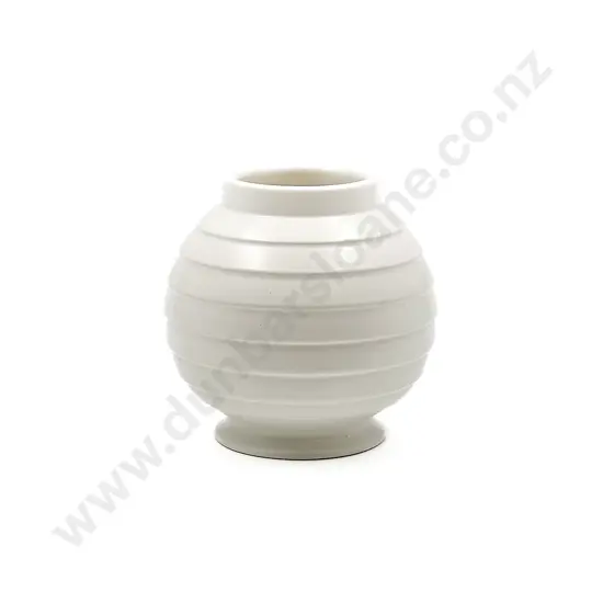 Ernest Shufflebotham For Crown Lynn Hand Potted Vase