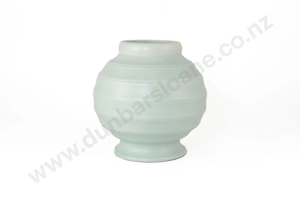 Ernest Shufflebotham Rare Crown Lynn Hand Potted Vase Image 1++