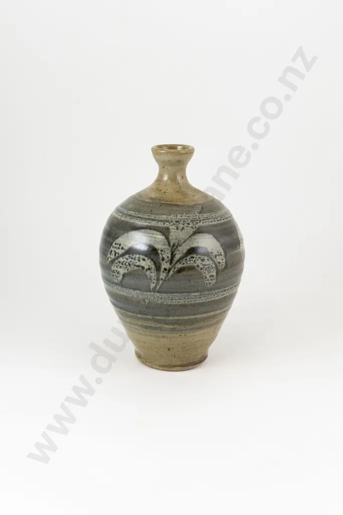 Mirek Smisek Vase Image 1++