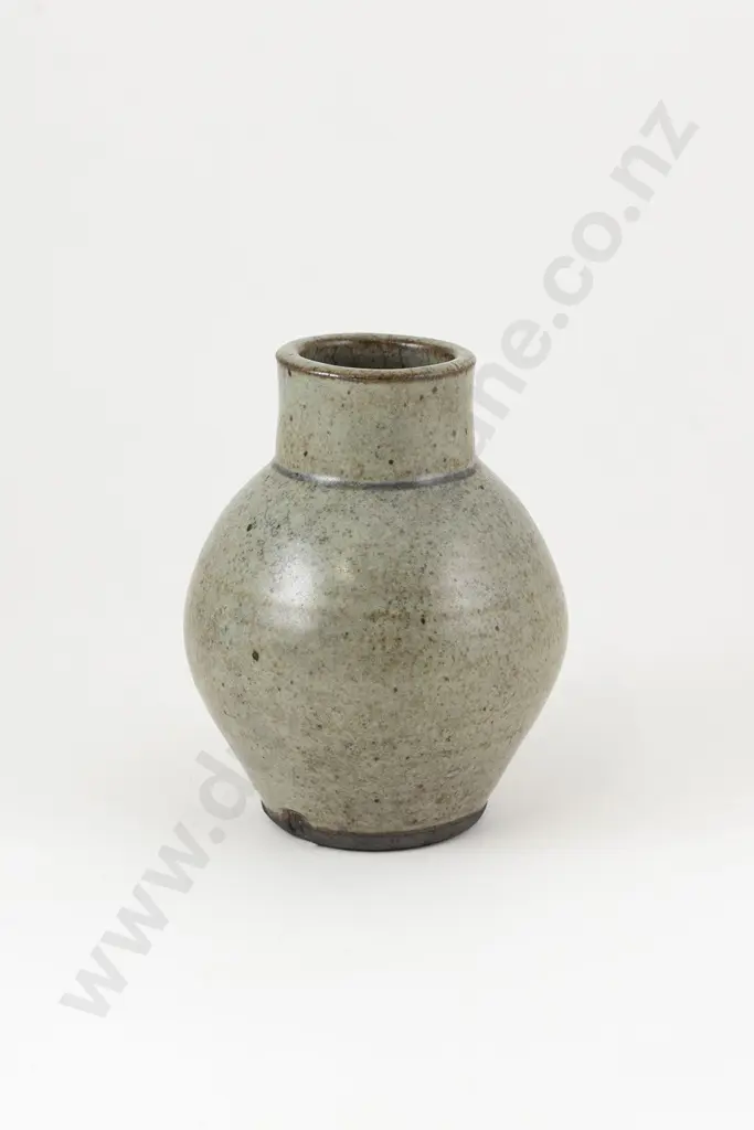 Peter Stichbury Ash Glazed Vase Image 1++