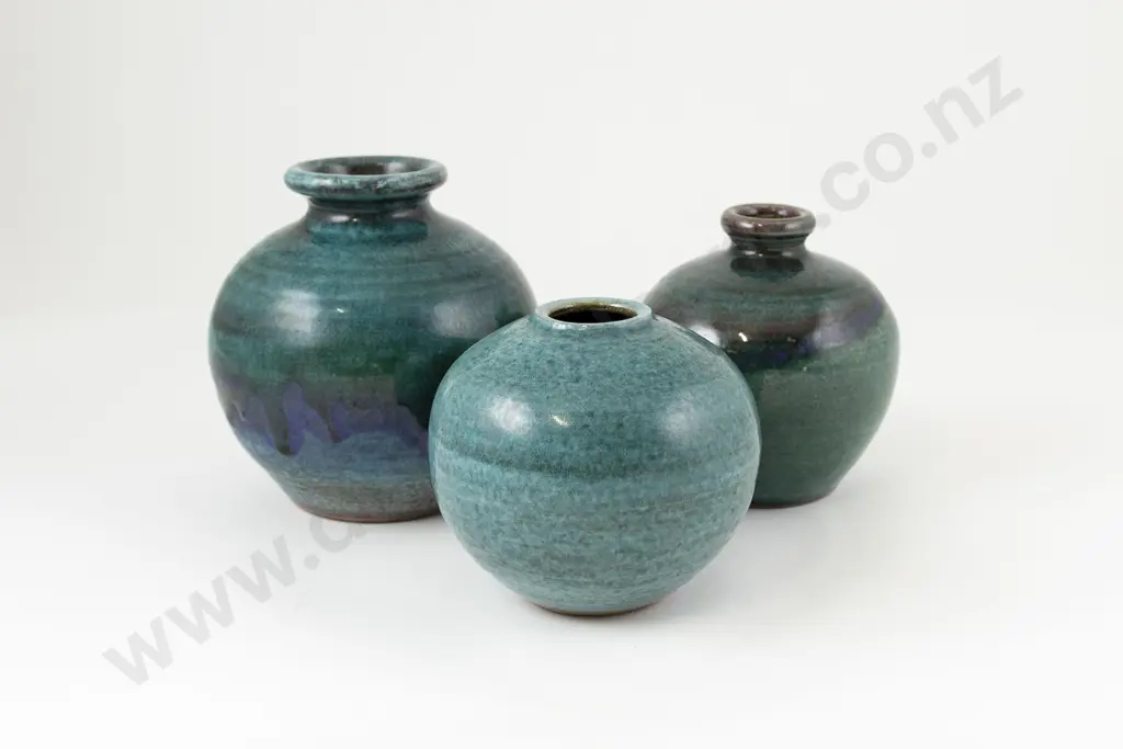 Graeme Storm Three Small Ovoid Vases Image 1++
