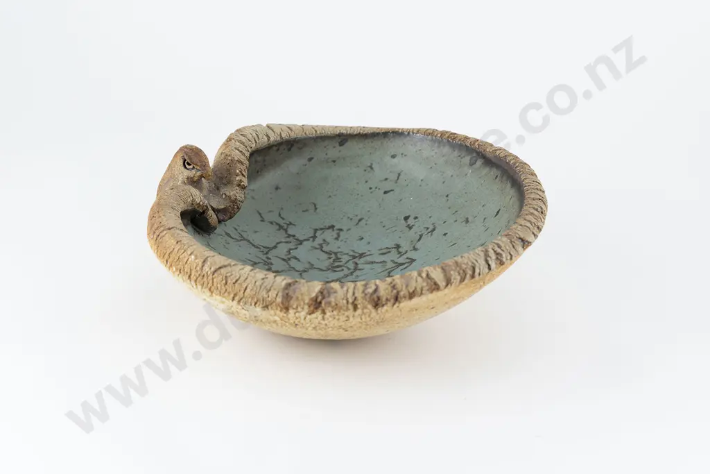Len Castle Avian Bowl Image 1++