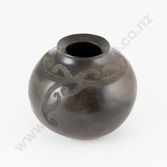 Robyn Stewart Vase