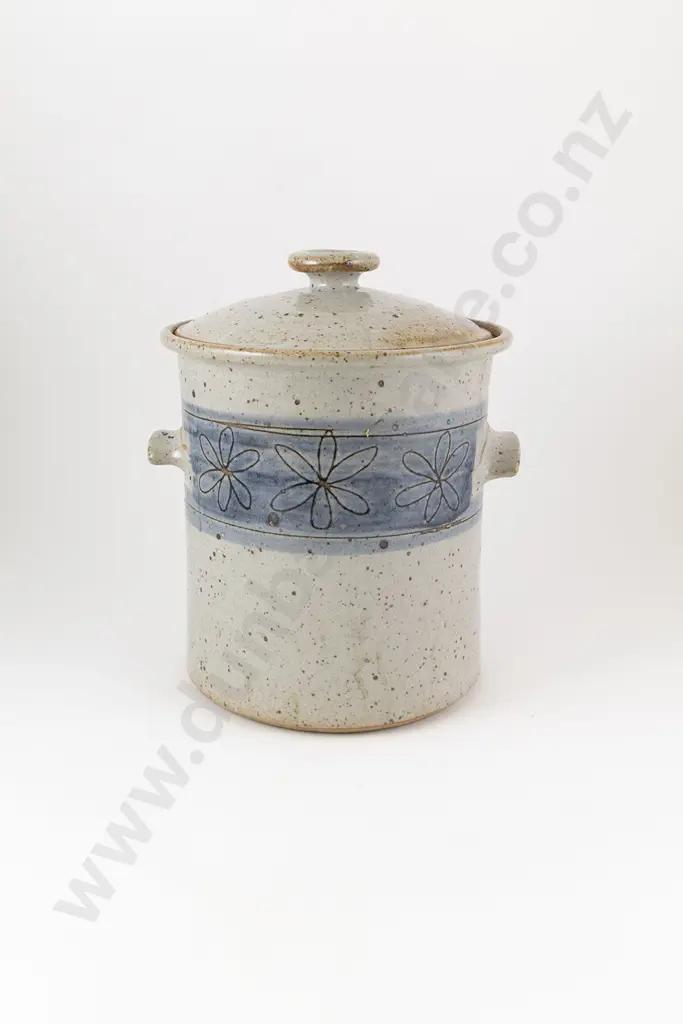 Paul Melser Large Lidded Storage Jar Image 1++