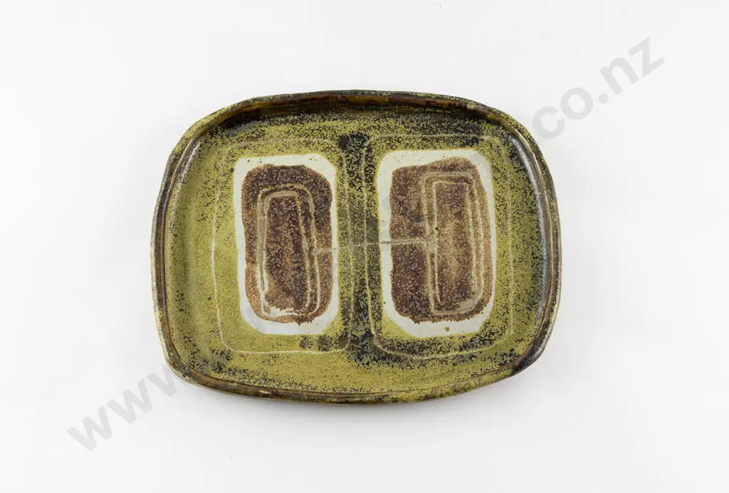 Kenneth Clark Dish Image 1++