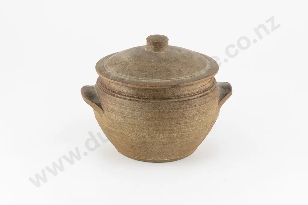St Ives Small Casserole Pot Image 1++