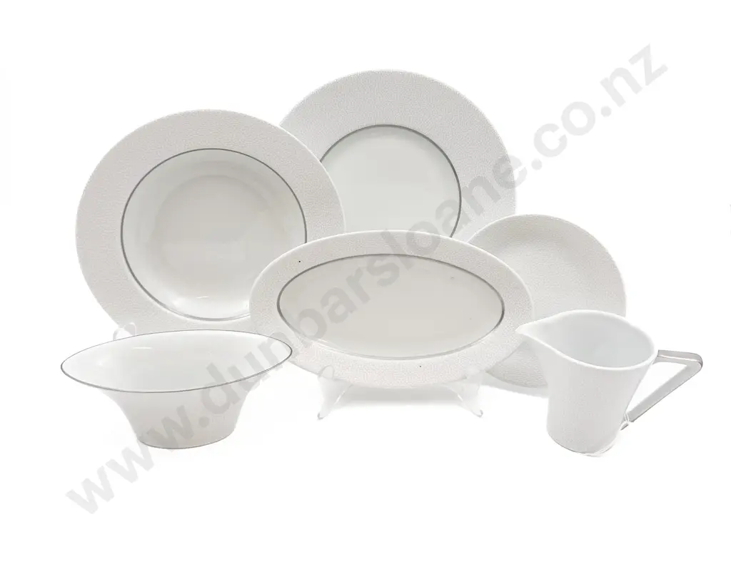 Quantity of Assorted Limoges Dinner China Image 1++