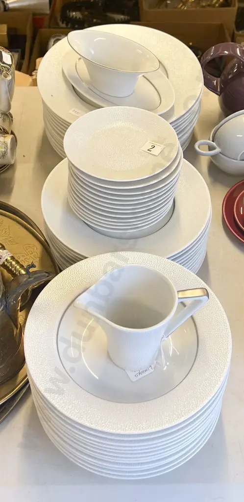 Quantity of Assorted Limoges Dinner China Image 1++