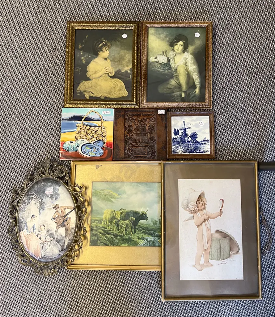 Quantity of Assorted Vintage Framed Prints and Tiles etc Image 1++