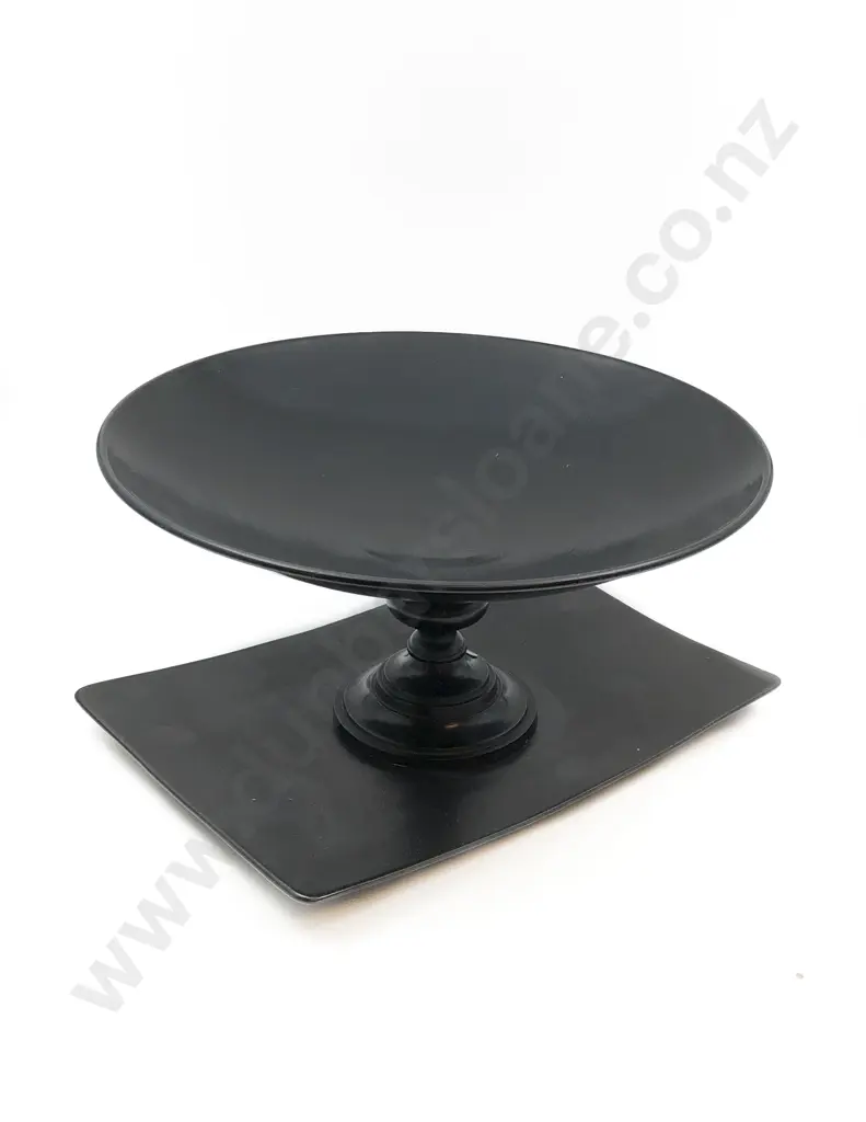 Decorative Comport and Platter Together with Pair of Lamps Image 1++