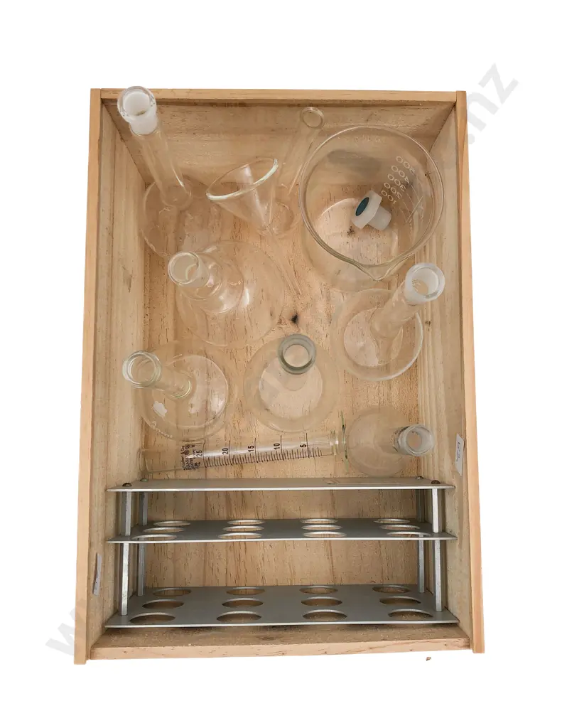 Quantity of Assorted Chemist Ephemera Together with Assorted Vintage Medicine Bottles etc Image 1++