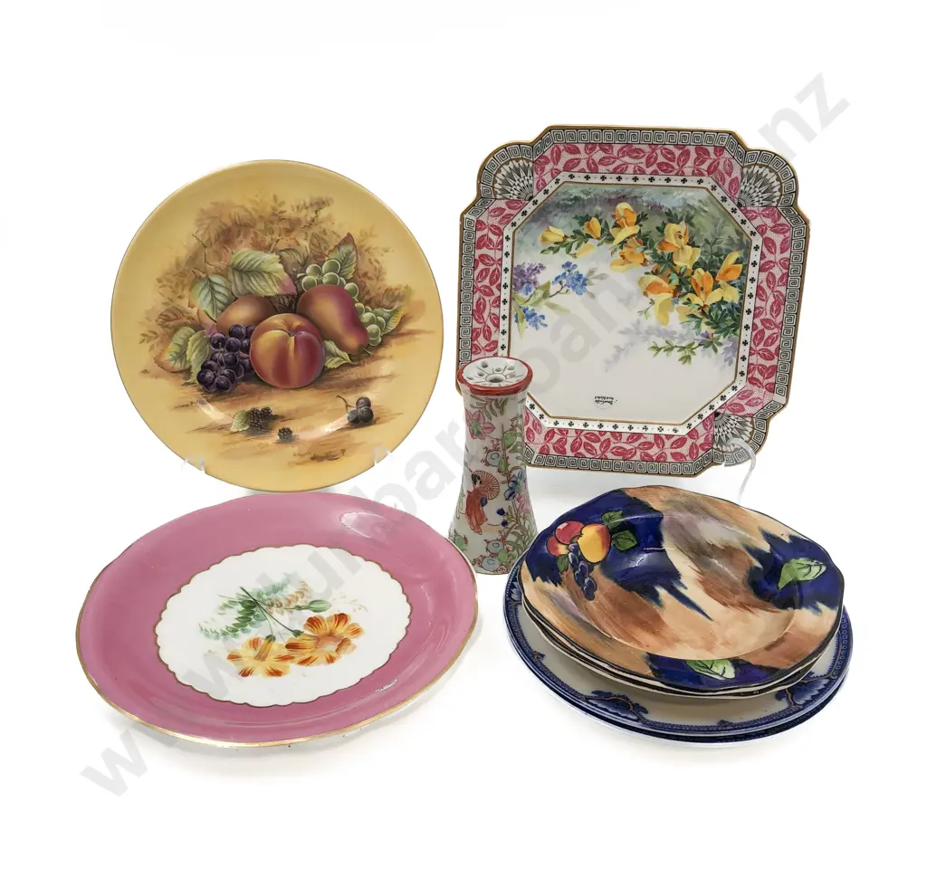 Small Quantity of Assorted China Image 1++