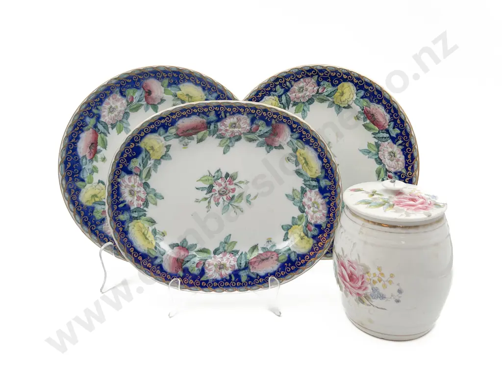 Three 'Rose Wreath" Stoneware Plates & Biscuit Barrel Image 1++