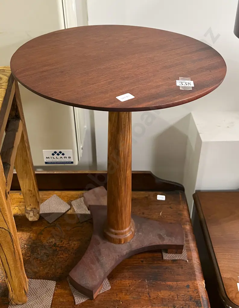Modern Wine Table Image 1++