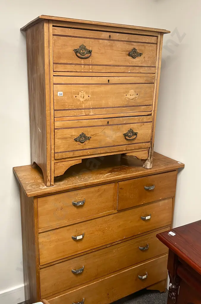 Two Chests of Drawers (a/f) & Side Table Image 1++