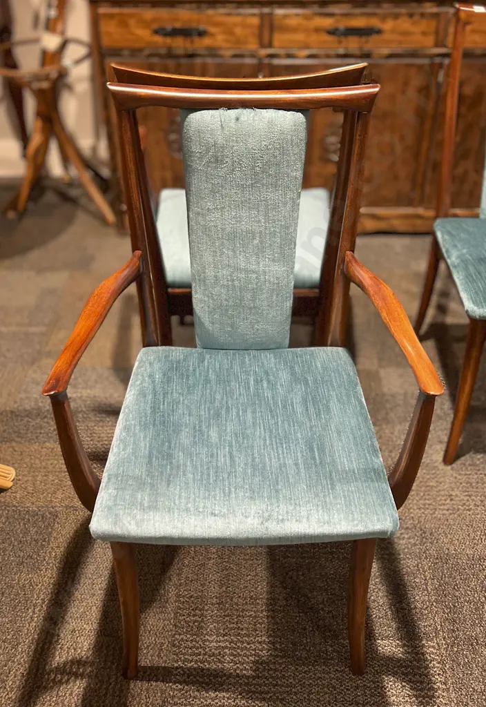 Mahogany Drop Leaf Dining Table & Four Chairs Image 1++