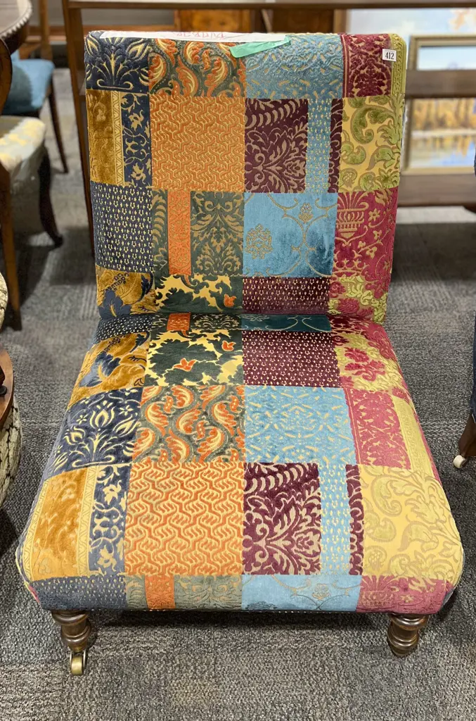 Patchwork Upholstered Nursing Chair Image 1++